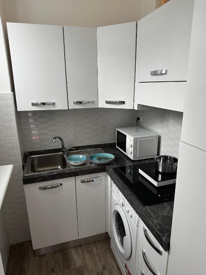 Ferienwohnung Studio Near The Sea Rapallo Exterior foto